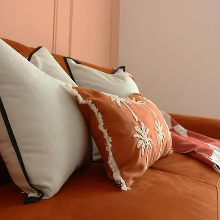 Palm Haven 5 Min From Lido Centro * Лидо-ди-Остия