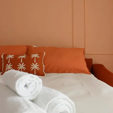 Palm Haven 5 Min From Lido Centro 아파트 리도디오스티아